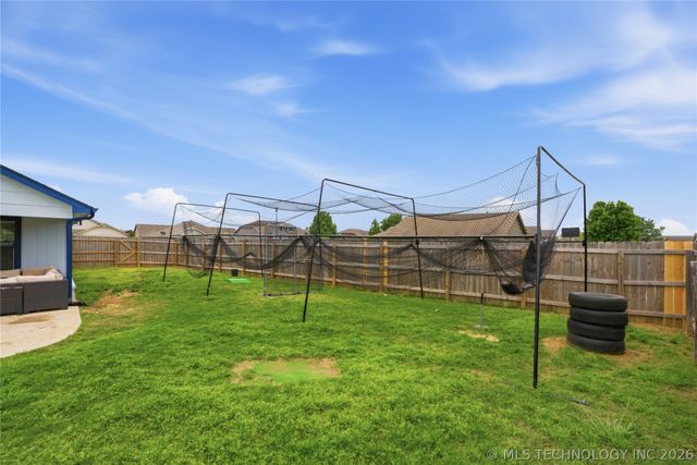 15101 E 109th Place N, Owasso, OK 74055