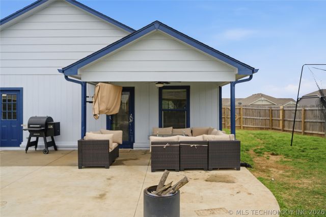 15101 E 109th Place N, Owasso, OK 74055