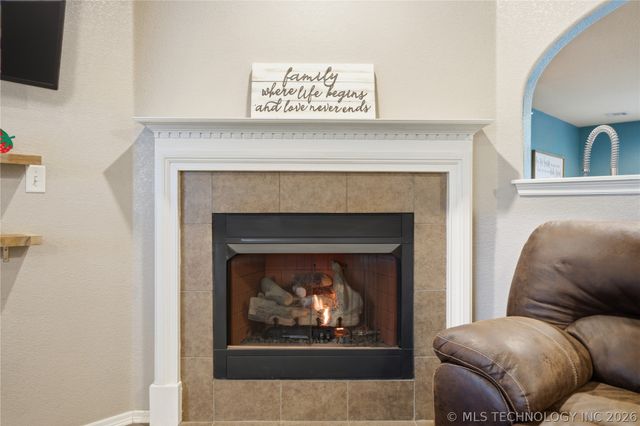 15101 E 109th Place N, Owasso, OK 74055