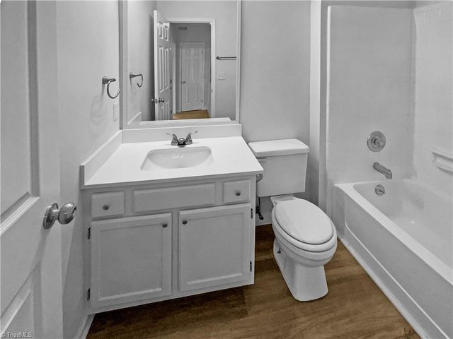 5712 Landerwood Drive, Greensboro, NC 27405