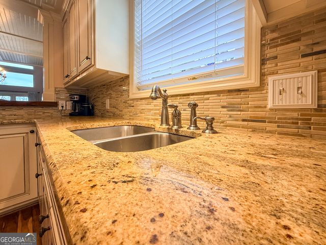 406 Yonah Mountain Road, Cleveland, GA 30528