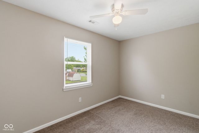 30 Lake Drive N, Brownsburg, IN 46112