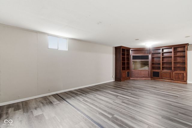 30 Lake Drive N, Brownsburg, IN 46112