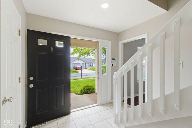 30 Lake Drive N, Brownsburg, IN 46112