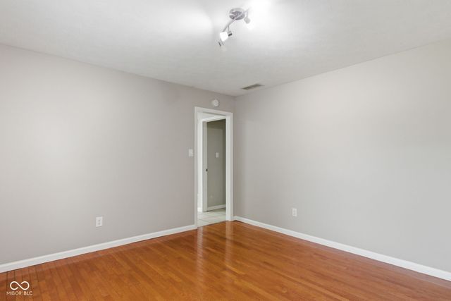 30 Lake Drive N, Brownsburg, IN 46112