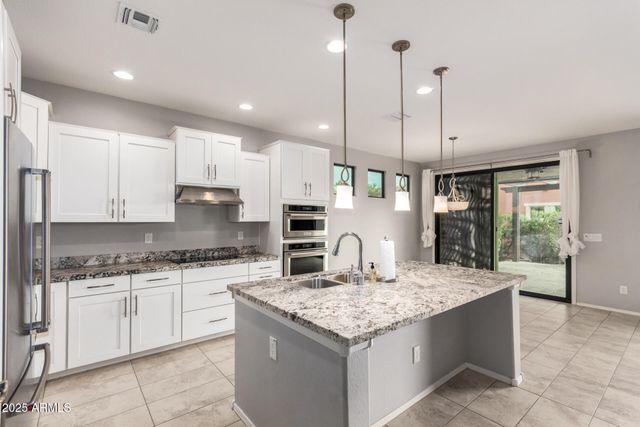 41609 W SUMMER WIND Way, Maricopa, AZ 85138