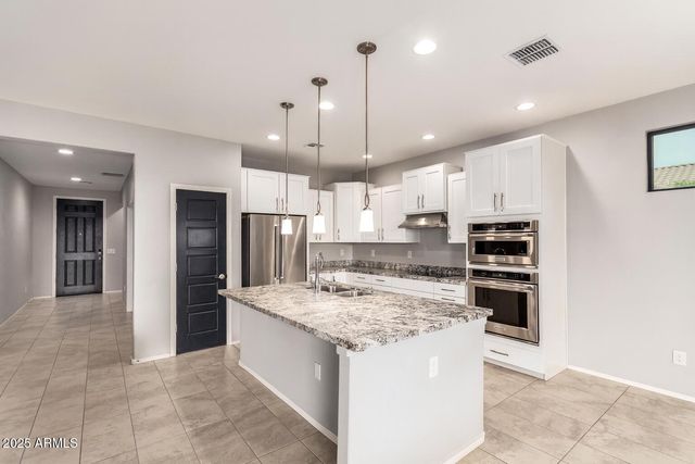 41609 W SUMMER WIND Way, Maricopa, AZ 85138