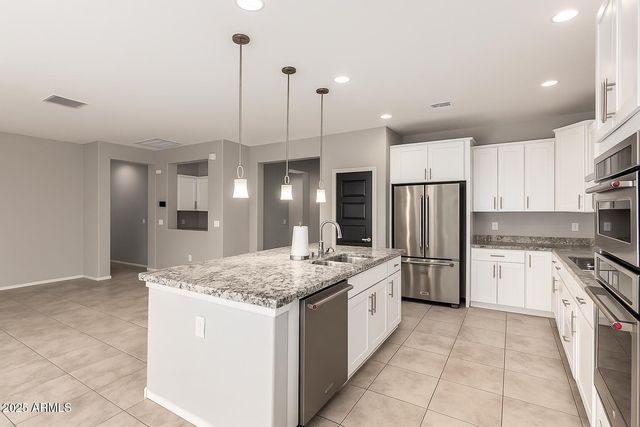 41609 W SUMMER WIND Way, Maricopa, AZ 85138