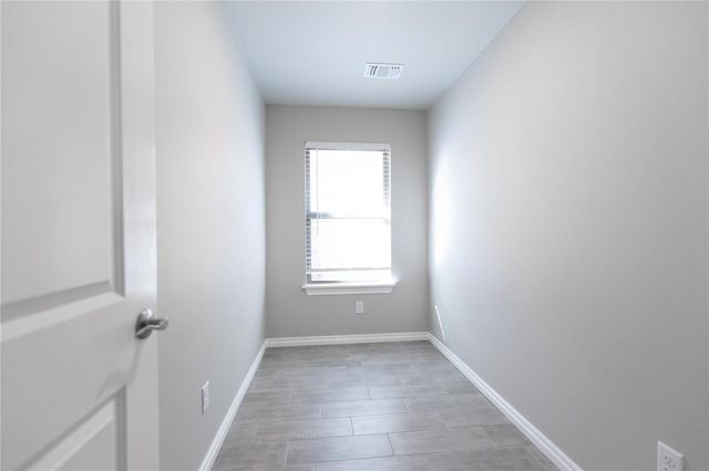 3725 Lynne Avenue, Edmond, OK 73012