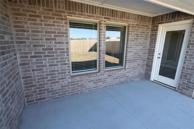 3725 Lynne Avenue, Edmond, OK 73012