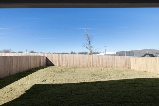 3725 Lynne Avenue, Edmond, OK 73012