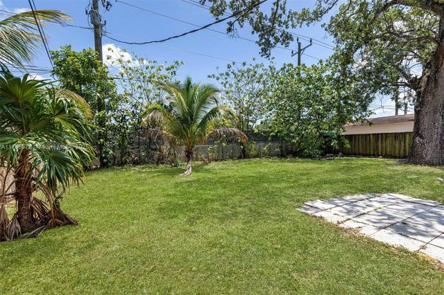 2811 N 66th Ave, Hollywood, FL 33024