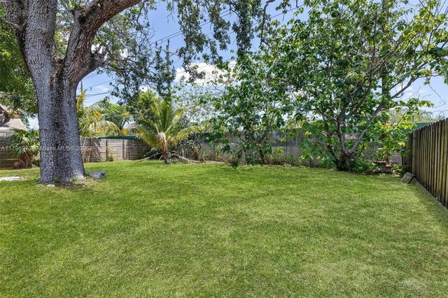 2811 N 66th Ave, Hollywood, FL 33024