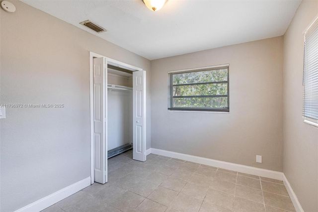 2811 N 66th Ave, Hollywood, FL 33024