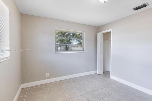 2811 N 66th Ave, Hollywood, FL 33024