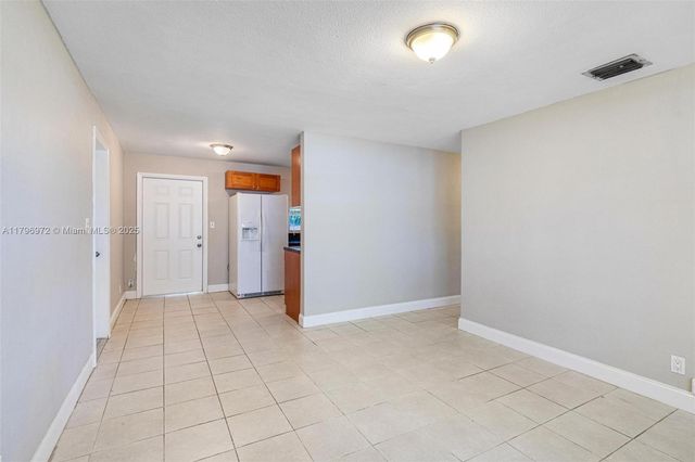 2811 N 66th Ave, Hollywood, FL 33024