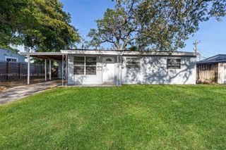 2811 N 66th Ave, Hollywood, FL 33024