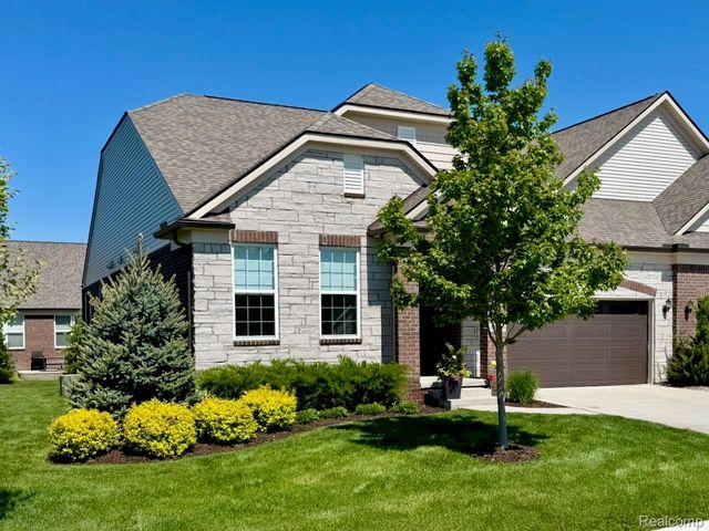 40589 Aster Court, Clinton Charter Township, MI 48036