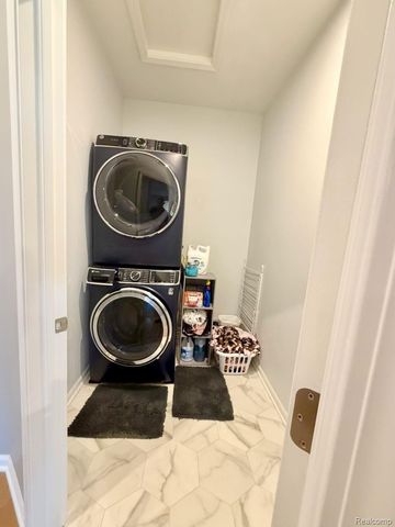40589 Aster Court, Clinton Charter Township, MI 48036