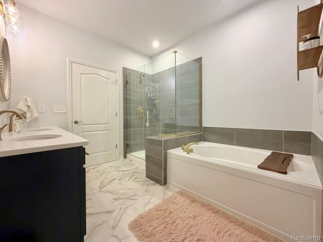 40589 Aster Court, Clinton Charter Township, MI 48036