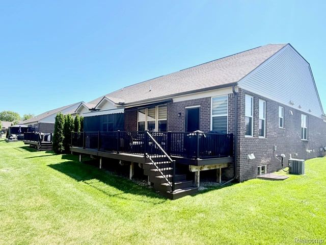 40589 Aster Court, Clinton Charter Township, MI 48036