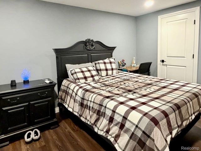 40589 Aster Court, Clinton Charter Township, MI 48036