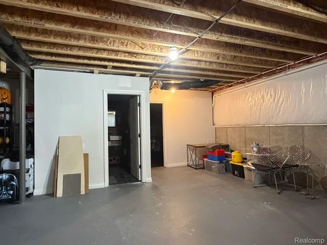 40589 Aster Court, Clinton Charter Township, MI 48036