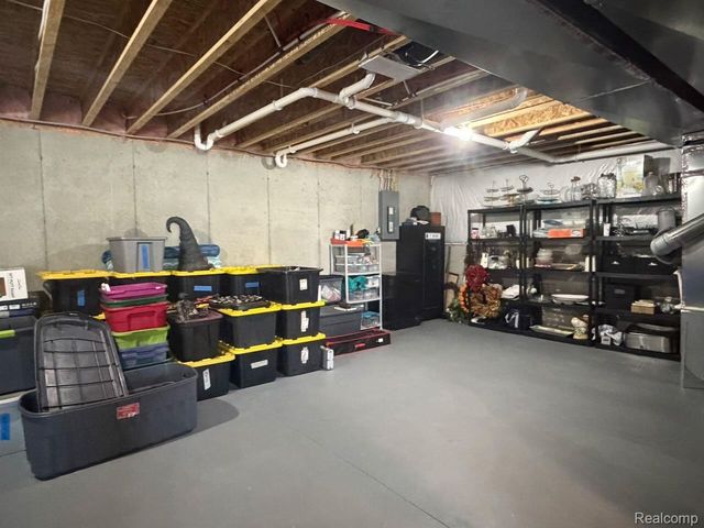 40589 Aster Court, Clinton Charter Township, MI 48036