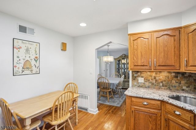 41 Taggart Way, Saddle Brook Twp., NJ 07663