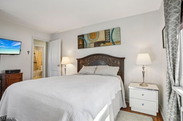 41 Taggart Way, Saddle Brook Twp., NJ 07663