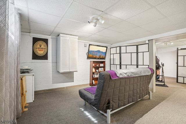 41 Taggart Way, Saddle Brook Twp., NJ 07663