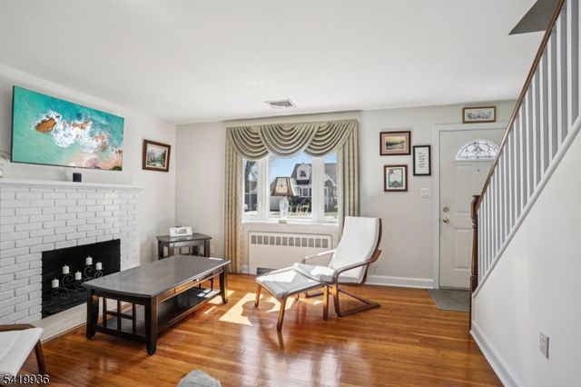 41 Taggart Way, Saddle Brook Twp., NJ 07663