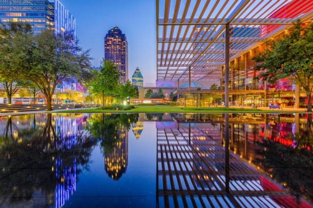 1102 Church Street, Dallas, TX 75203