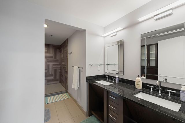 740 Portland Avenue 1517, Minneapolis, MN 55415
