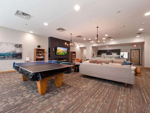 740 Portland Avenue 1517, Minneapolis, MN 55415