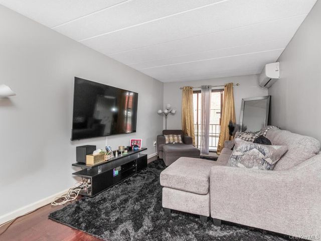 10813 Seaview Avenue 41B, Brooklyn, NY 11236