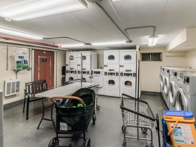 10813 Seaview Avenue 41B, Brooklyn, NY 11236