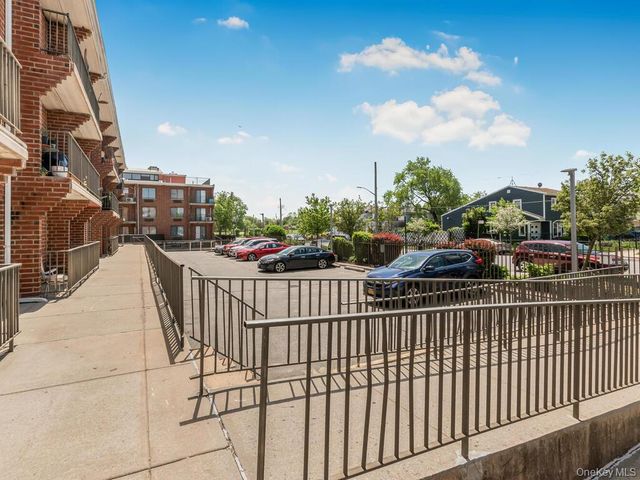 10813 Seaview Avenue 41B, Brooklyn, NY 11236