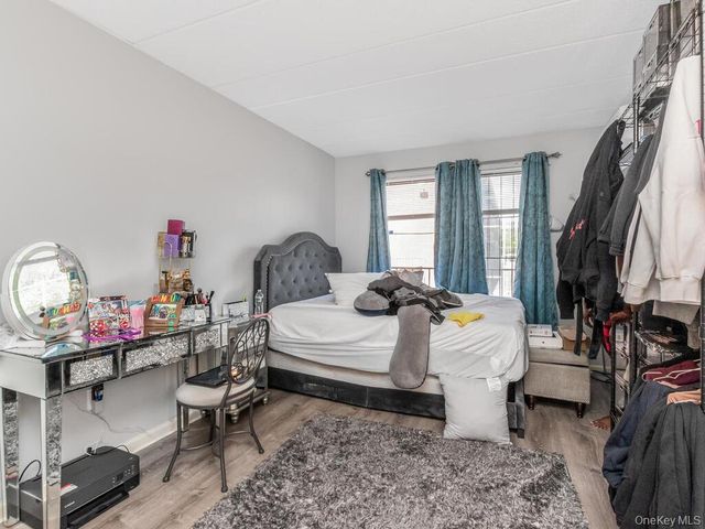 10813 Seaview Avenue 41B, Brooklyn, NY 11236