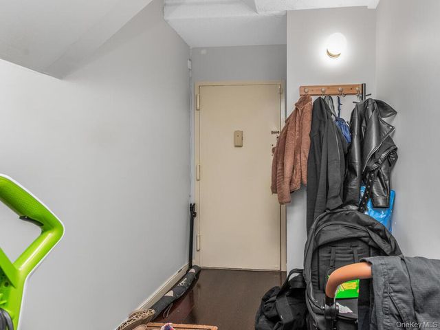 10813 Seaview Avenue 41B, Brooklyn, NY 11236