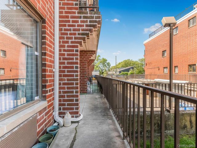 10813 Seaview Avenue 41B, Brooklyn, NY 11236