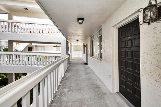 1001 PEARCE DRIVE 205, Clearwater, FL 33764