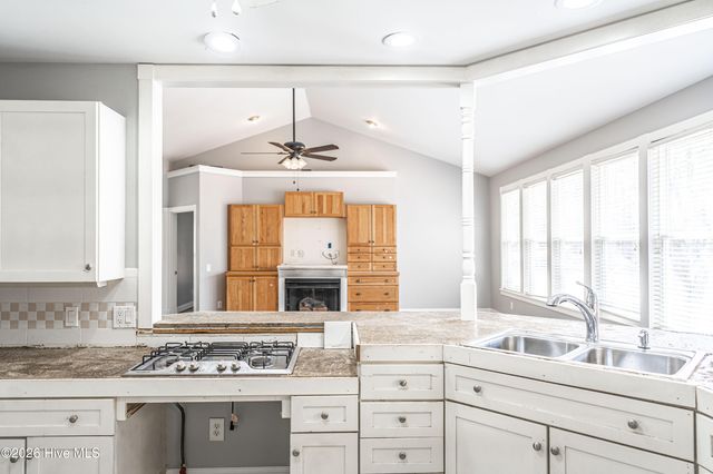 147 Shady Wood Court, West End, NC 27376