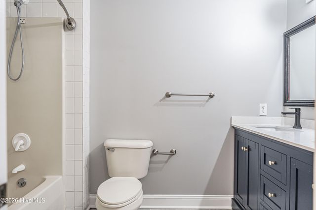 147 Shady Wood Court, West End, NC 27376