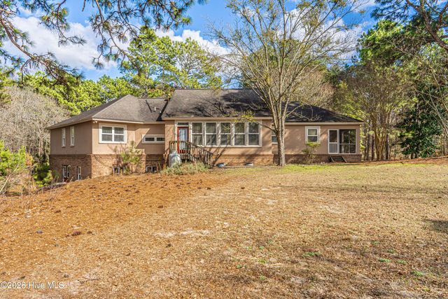 147 Shady Wood Court, West End, NC 27376