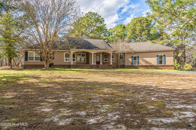 147 Shady Wood Court, West End, NC 27376