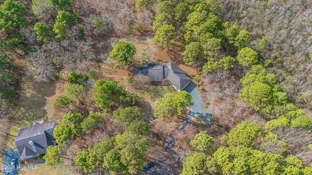 147 Shady Wood Court, West End, NC 27376