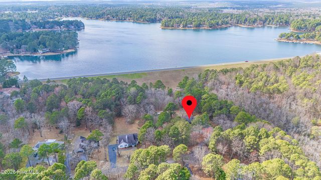 147 Shady Wood Court, West End, NC 27376