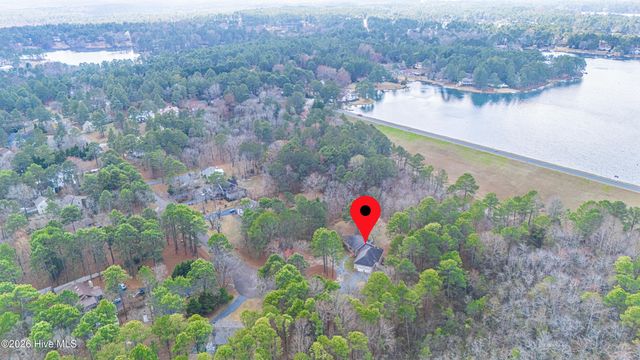 147 Shady Wood Court, West End, NC 27376