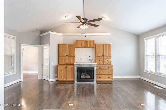 147 Shady Wood Court, West End, NC 27376